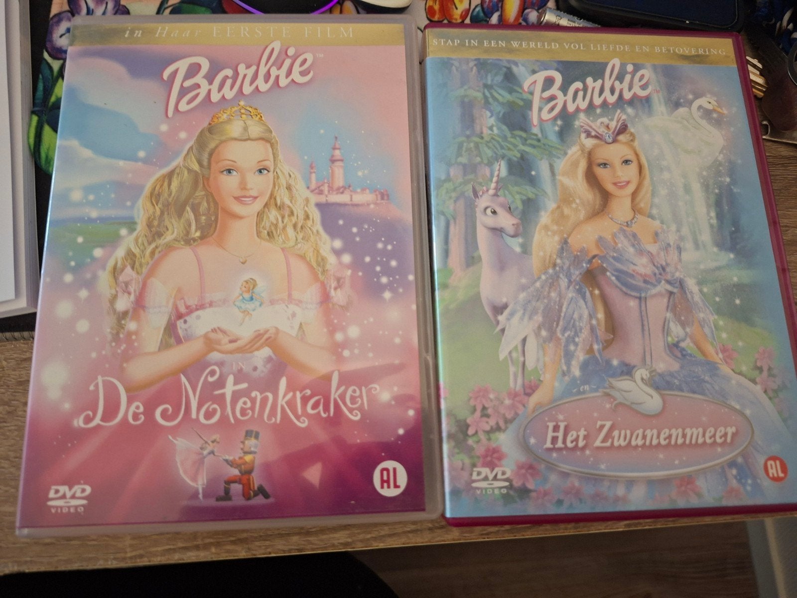 Barbie DVD's: De Notenkraker & Het Zwanenmeer, Alle leeftijden, Nederlands, Zo goed als nieuw, Familie