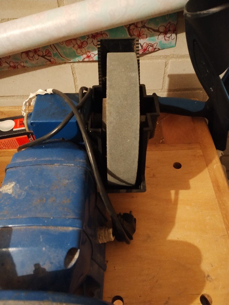 werkbankslijpmachine merk Agojama, Ophalen, Gebruikt, Minder dan 700 watt, Werkbankslijpmachine