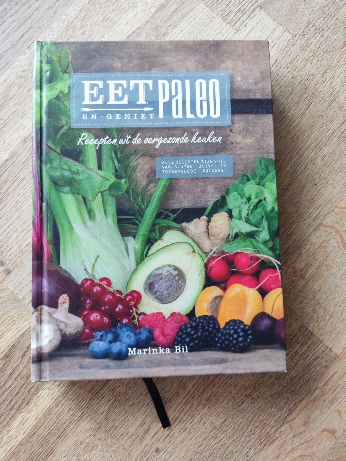 EET PALEO EN GENIET, Marinka Bil, 100% nieuwstaat., Marinka Bil, Dieet en Voeding, Ophalen of Verzenden, Zo goed als nieuw