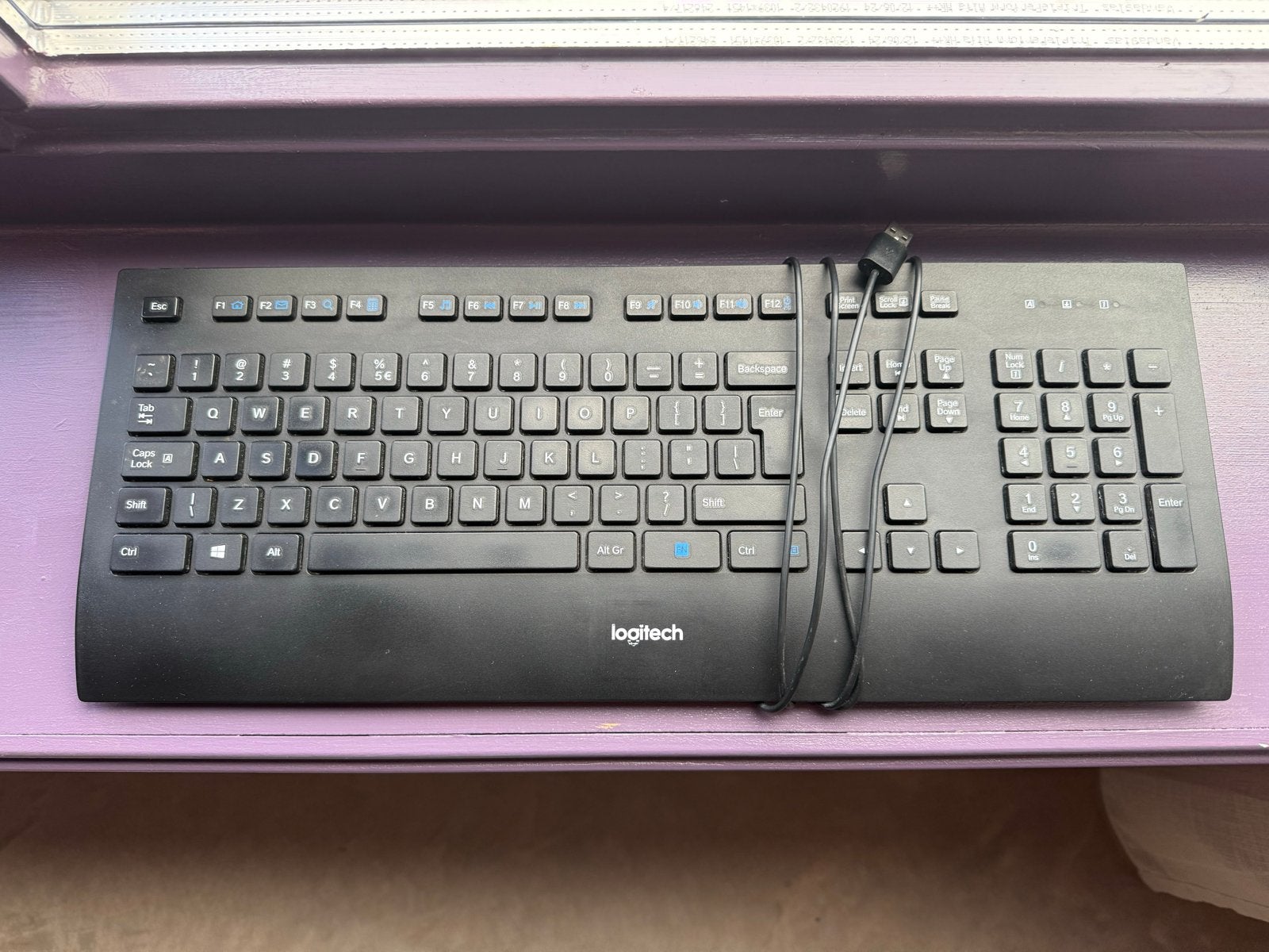 Logitech K280e Bedraad Toetsenbord - QWERTY, Computers en Software, Ophalen of Verzenden, Zo goed als nieuw, Qwerty, Numeriek gedeelte