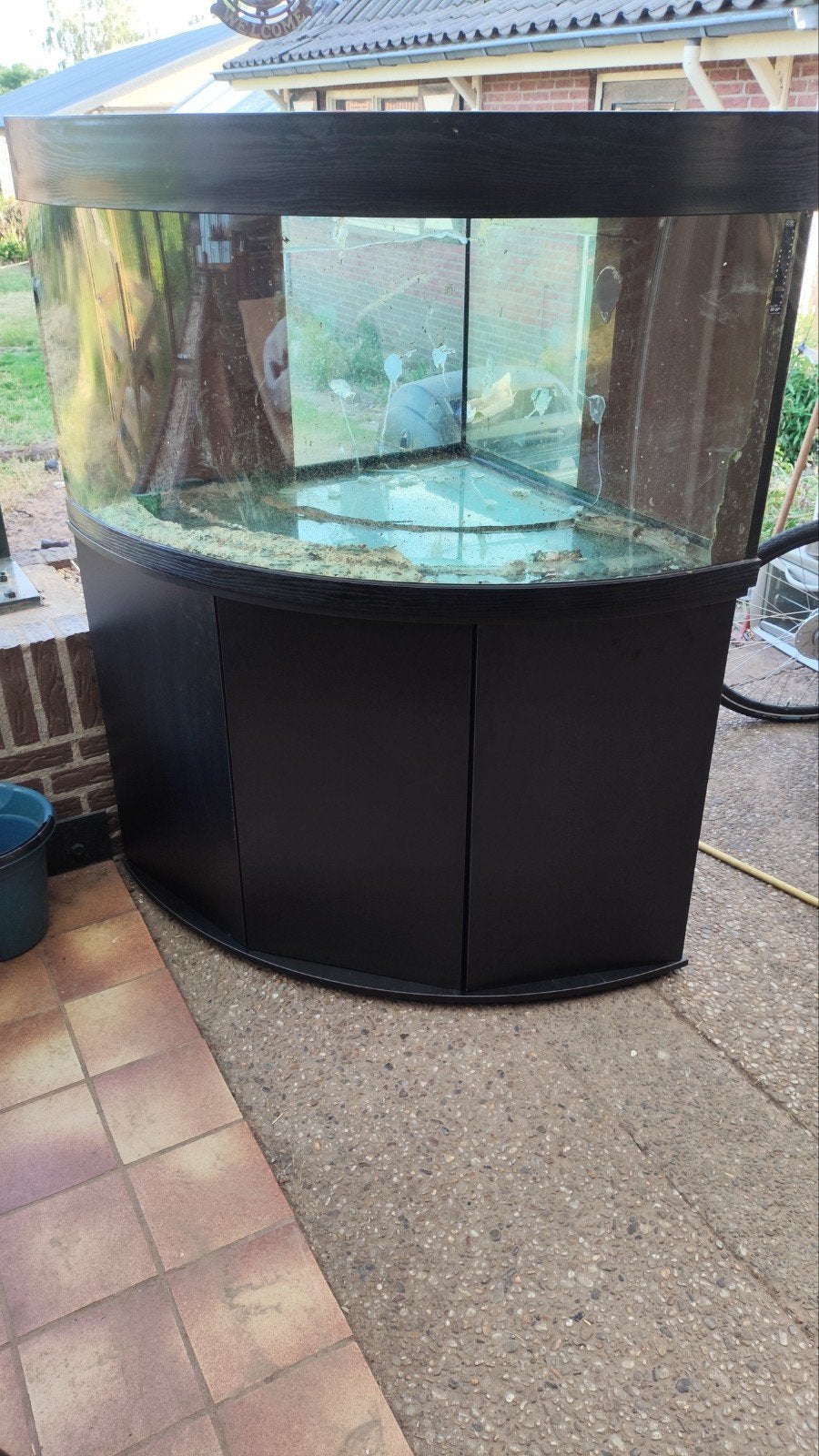 Juwel 350 Trigon, Ophalen, Leeg aquarium