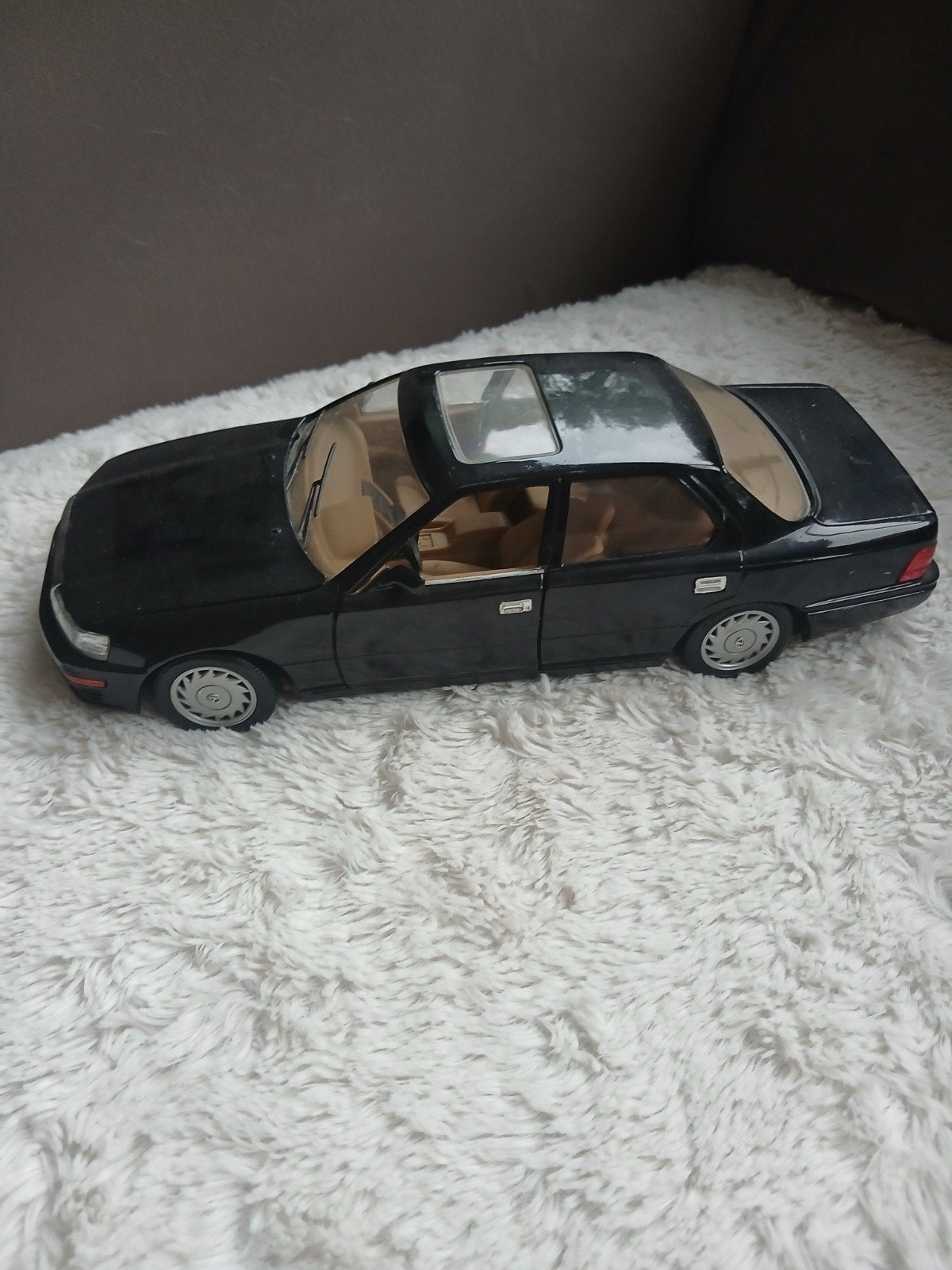 1/18 lexus ls 400 model auto prijs 15, Ophalen of Verzenden