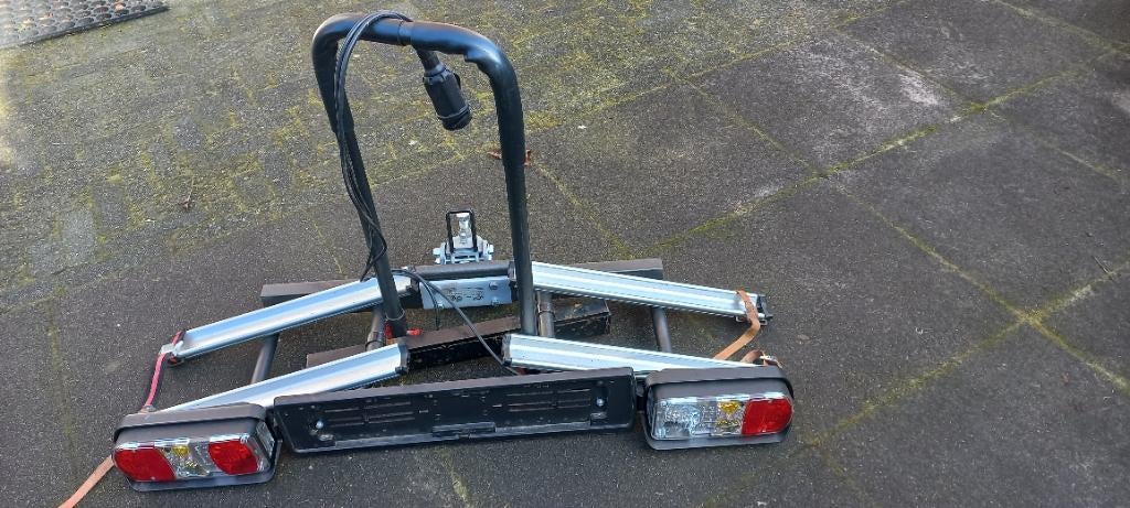 Fietsendrager, Ophalen, Gebruikt, Elektrische fiets, 2 fietsen