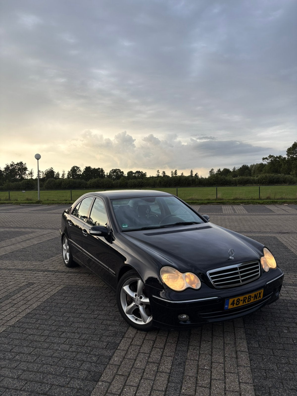 Mercedes-Benz C-Klasse 1.8 C230 Kompr Sedan AUT 2005 Zwart, Automaat, Achterwielaandrijving, Zwart, 1796 cc