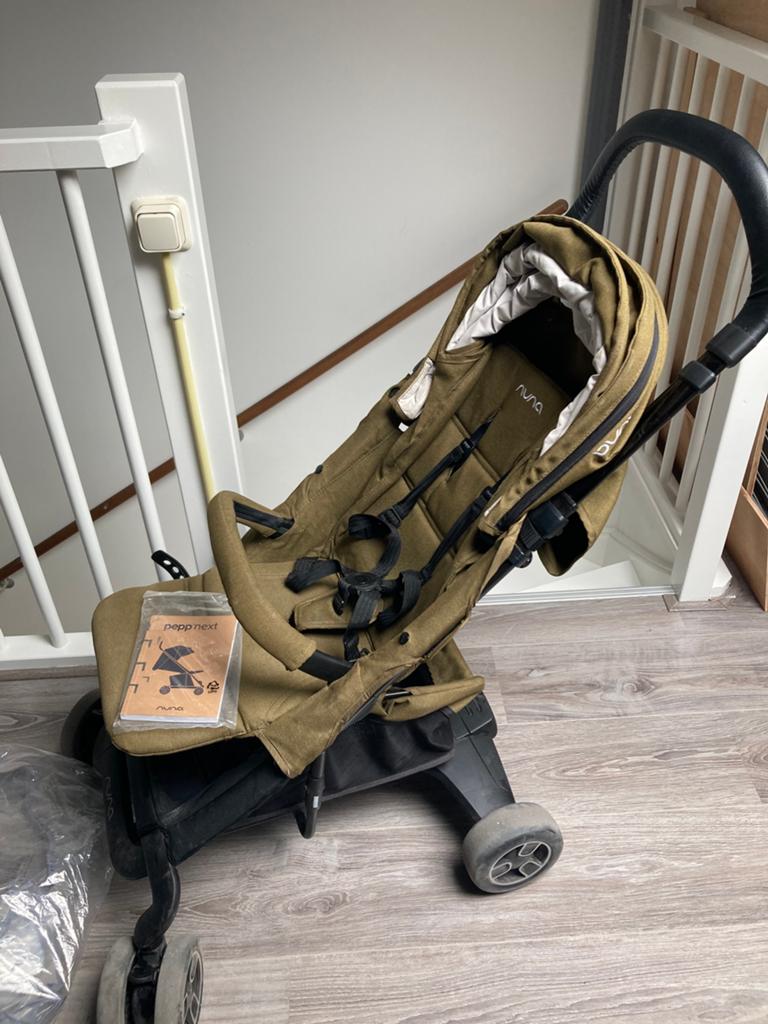 Nuna Pepp Next Olive Buggy - Zo goed als nieuw, Ophalen of Verzenden, Zo goed als nieuw, Overige merken, Verstelbare rugleuning