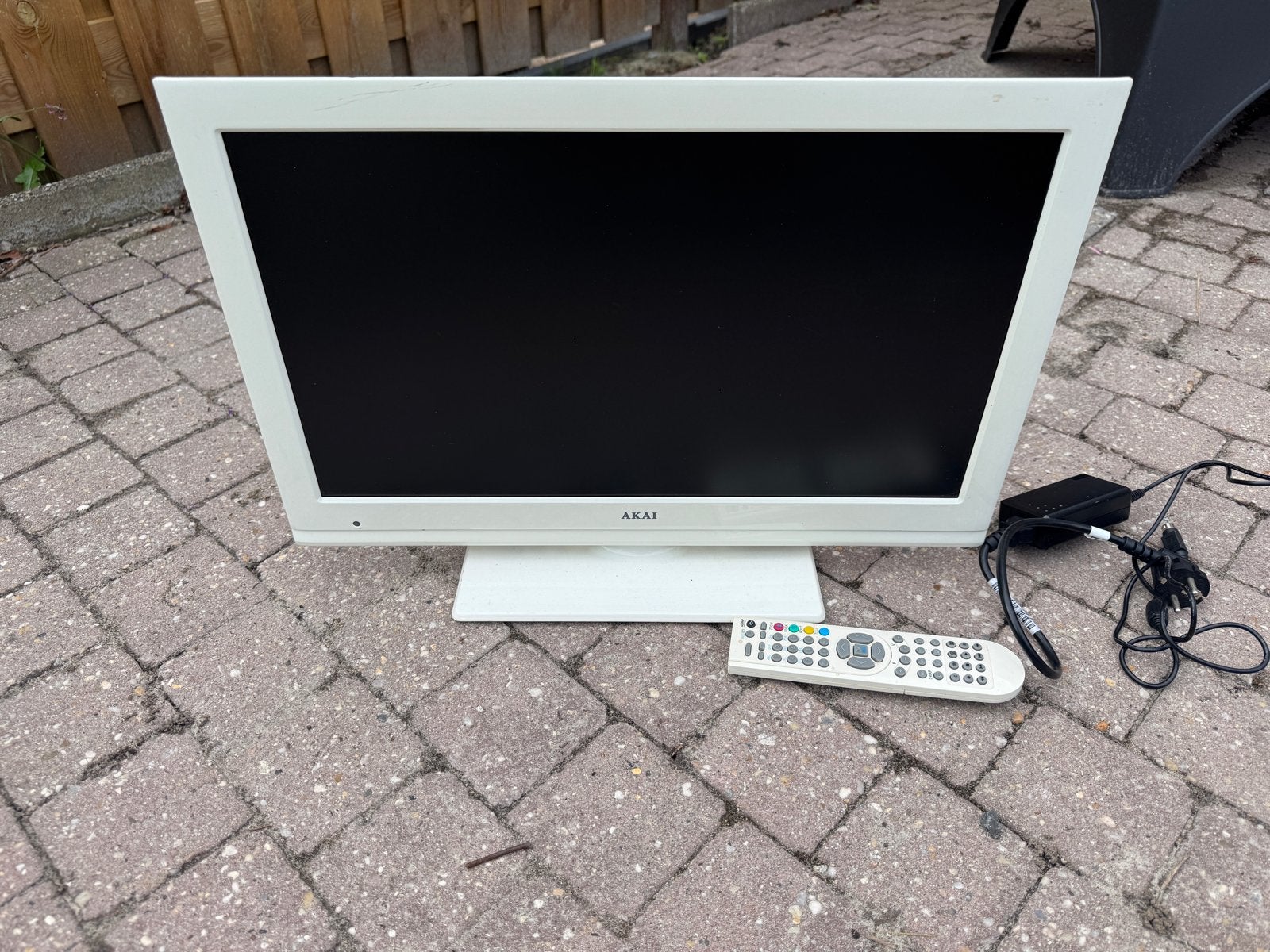 Akai LCD TV met ingebouwde DVD-speler, Audio, Tv en Foto, Gebruikt, 50 Hz, Minder dan 40 cm, Ophalen