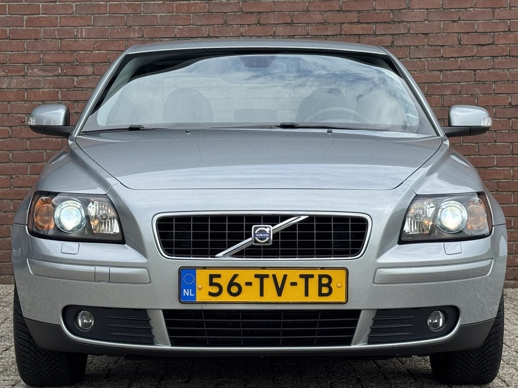 Volvo S40 2.4i SUMMUM | NL-AUTO! | DEALER OH! | LEDER!, Auto's, Gebruikt, 700 kg, 2435 cc, 170 pk
