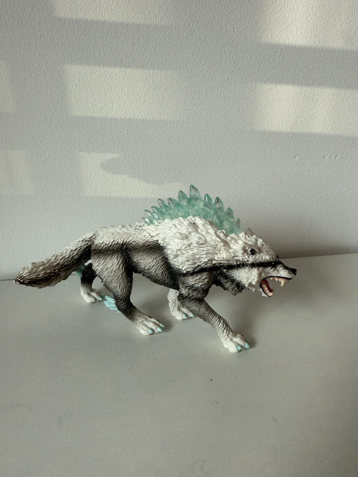 Schleich Sneeuwwolf Eldrador Creatures 42452 Zo goed als nie, Ophalen of Verzenden, Zo goed als nieuw