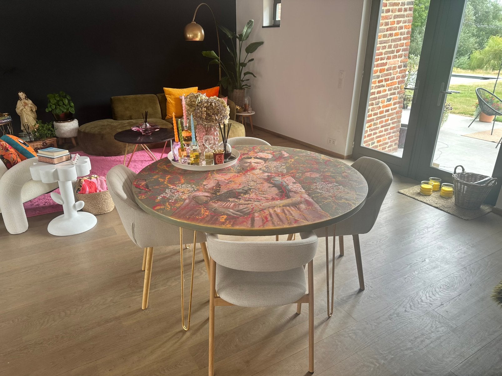 Unieke handgemaakte Frida Kahlo design eettafel – Ø140 cm, Ophalen, Rond, Zo goed als nieuw, 100 tot 150 cm
