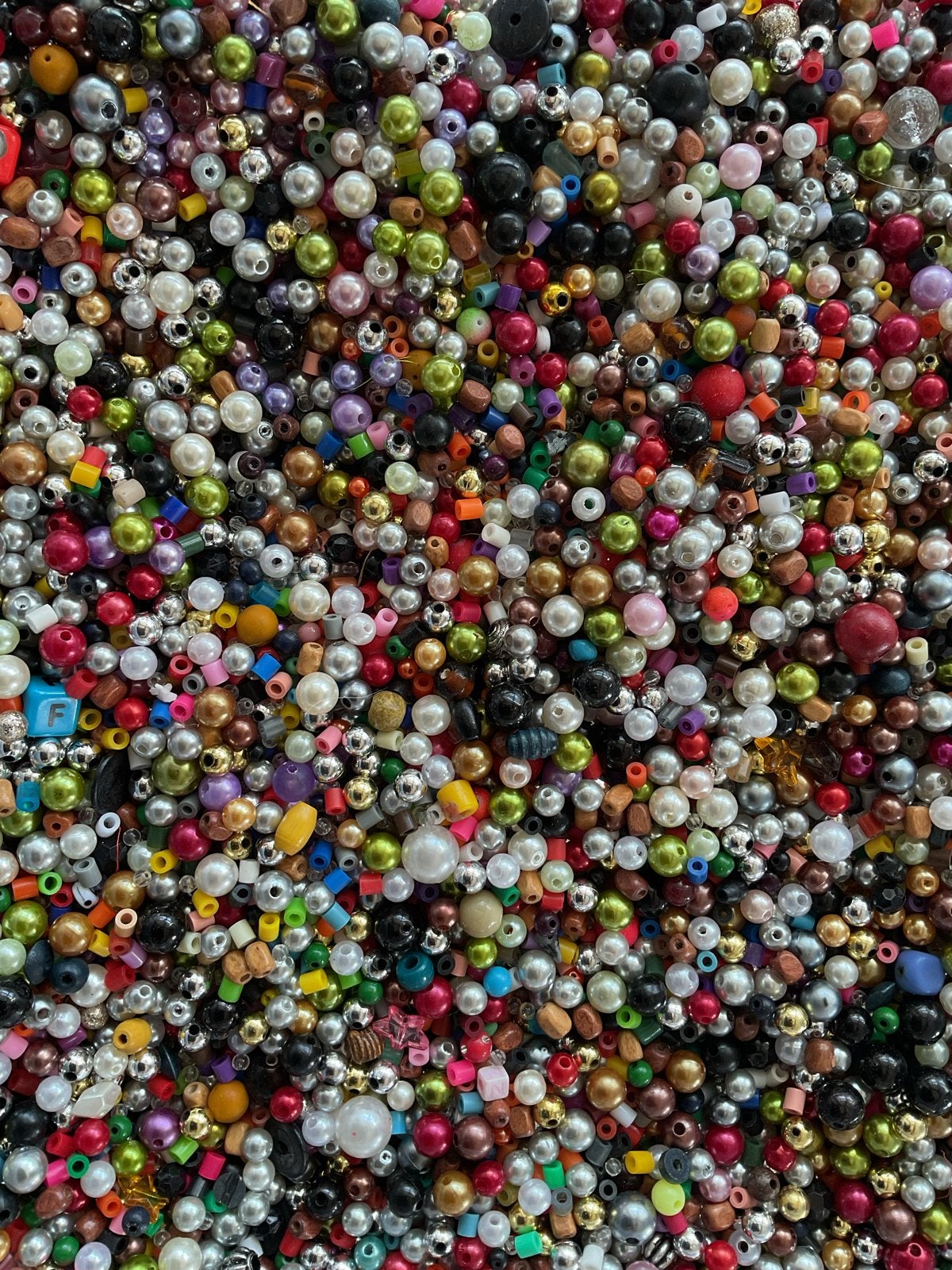 Grote mix van kralen voor sieraden maken, Hobby en Vrije tijd, Kralen en Sieraden maken, Ophalen, Zo goed als nieuw, Kraal