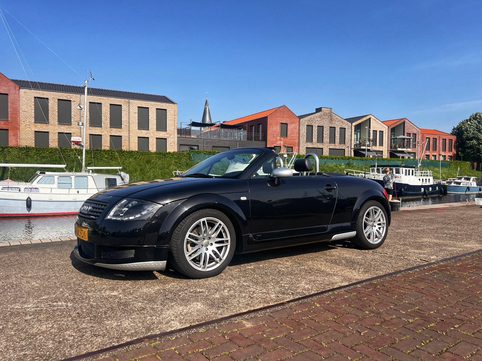 Audi TT 1.8 T Roadster 132KW cabriolet, Voorwielaandrijving, TT, Zwart, 4 cilinders