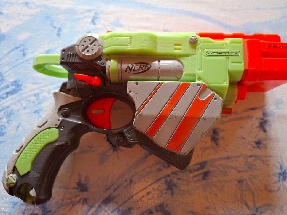 Nerf Vortex Blaster met schijfje, Kinderen en Baby's, Speelgoed | Overig, Gebruikt, Jongen of Meisje, Ophalen of Verzenden