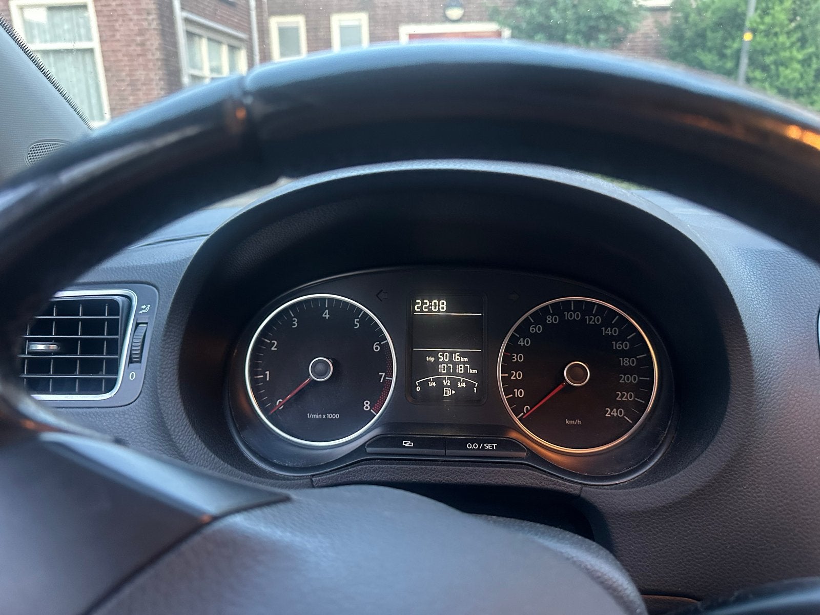 Volkswagen Polo 1.4 16V FSI 63KW 2010 Zwart, Auto's, Voorwielaandrijving, 970 kg, 40 €/maand, 4 cilinders