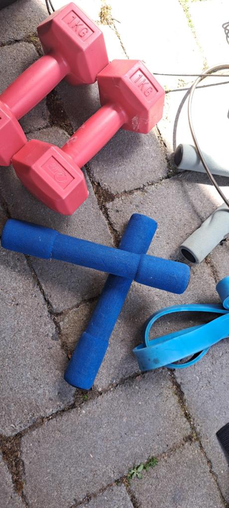 Fitness set: dumbbells, weerstandsband, springtouw, Ophalen of Verzenden, Gebruikt, Benen, Dumbbell