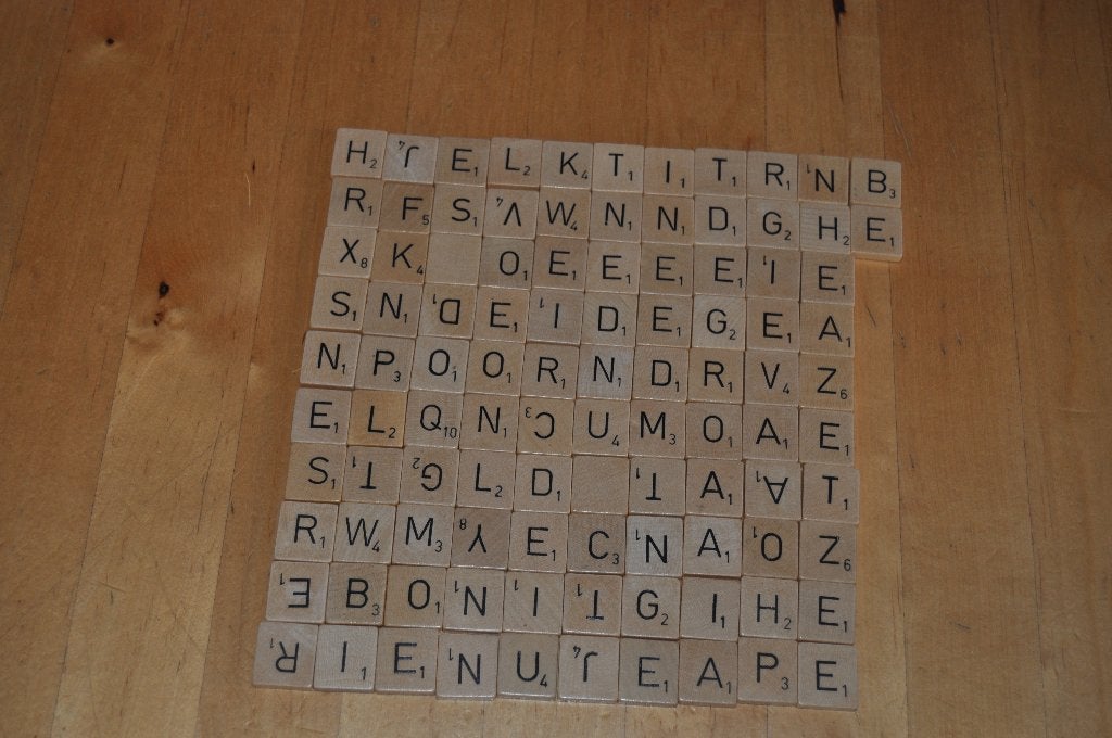 102 houten scrabble letters, Ophalen of Verzenden, Gebruikt, Hout, Knutselmateriaal