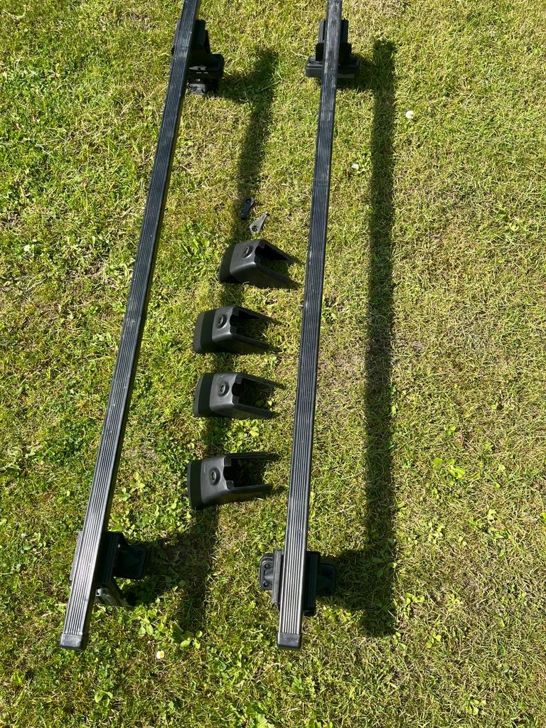 Dakdragers voor auto - Renault Megane 4, Auto diversen, Dakdragers, Ophalen, Gebruikt
