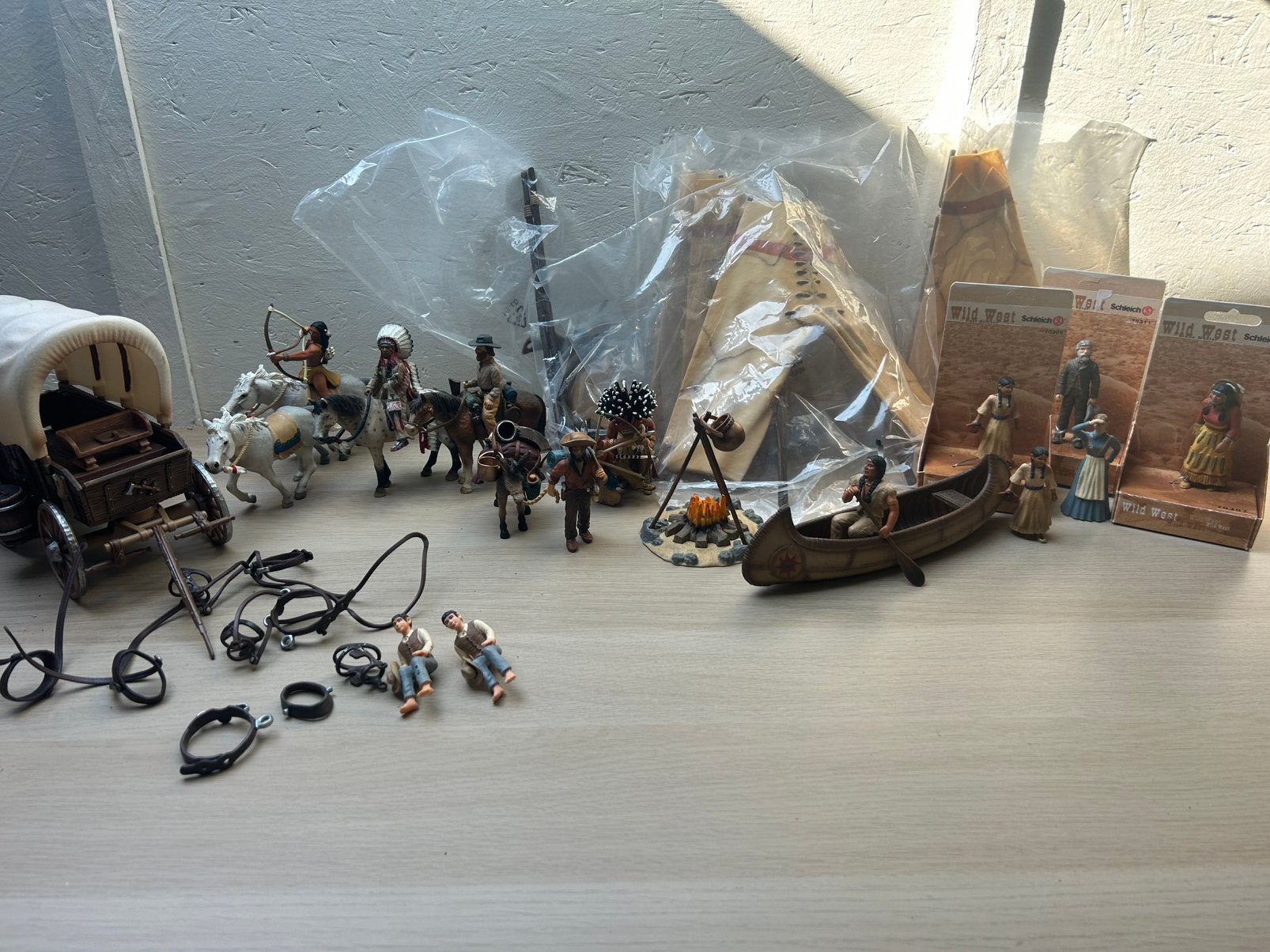Schleich indianen en wild western set, Ophalen of Verzenden, Zo goed als nieuw, Paard, Beeldje of Figuurtje