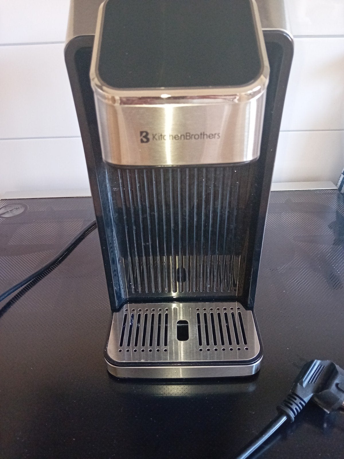 Heet water dispenser, Witgoed en Apparatuur, Waterkokers, 2 liter of meer, Ophalen, Zo goed als nieuw, Rvs