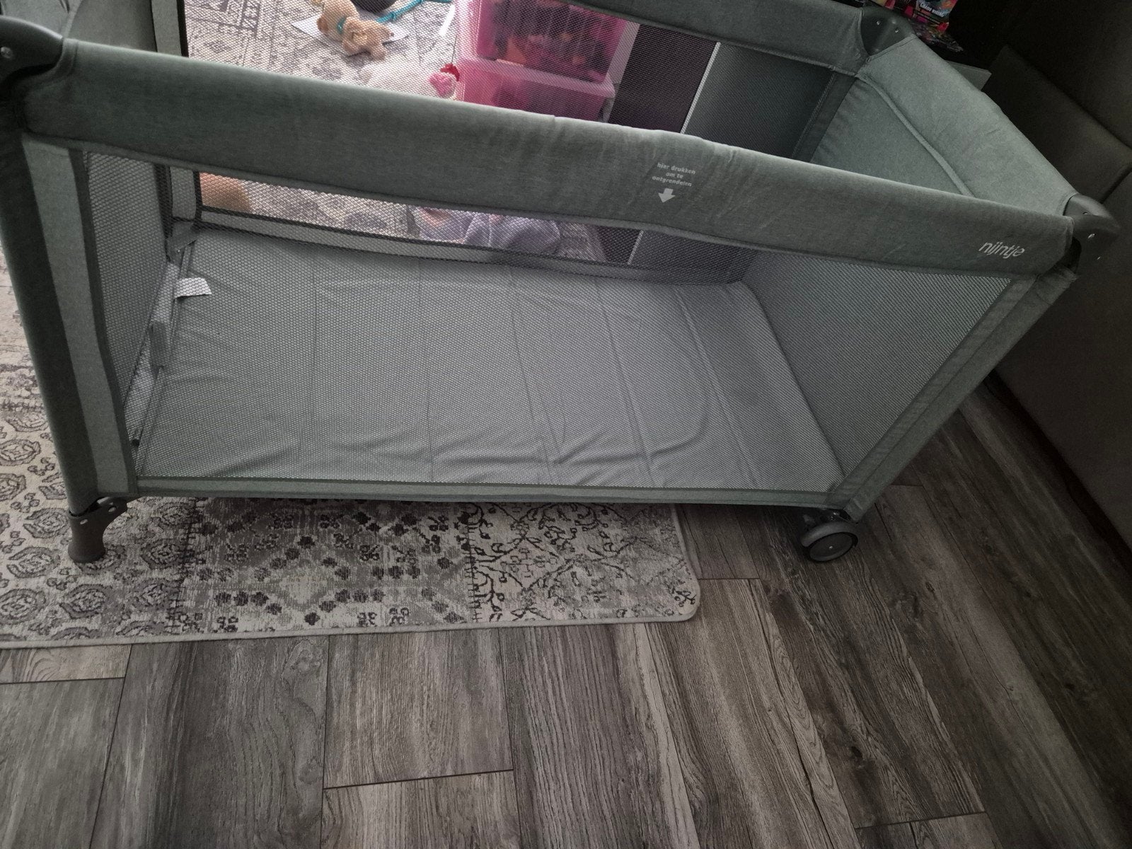 Nijntje Campingbedje met matras en wieltjes, Kinderen en Baby's, Boxen, Ophalen