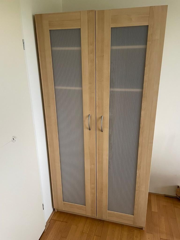 Kledingkast - GRATIS - moet snel weg, Huis en Inrichting, Ophalen, Met deur(en), Gebruikt, 200 cm of meer