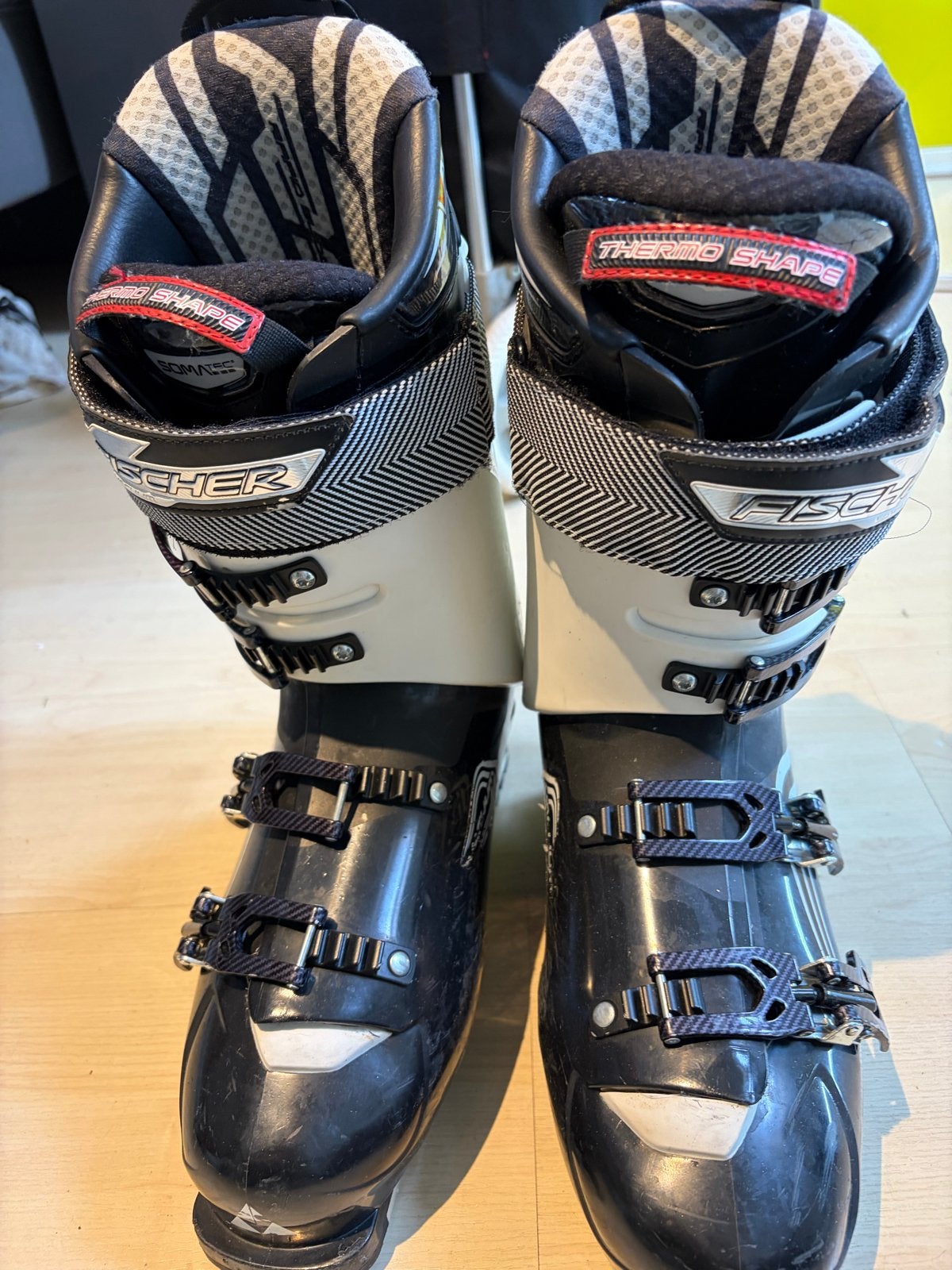 Fischer skischoenen - Maat 28.5 - Thermo Shape, Sport en Fitness, Schoenen, Ophalen of Verzenden, Skiën, Fischer