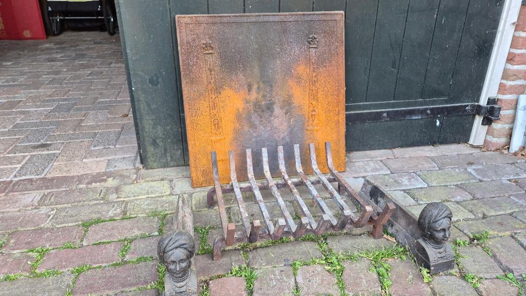 Gietijzeren haardrooster, Huis en Inrichting, Haarden, Ophalen of Verzenden, Gebruikt, Vrijstaande haard, Houthaard