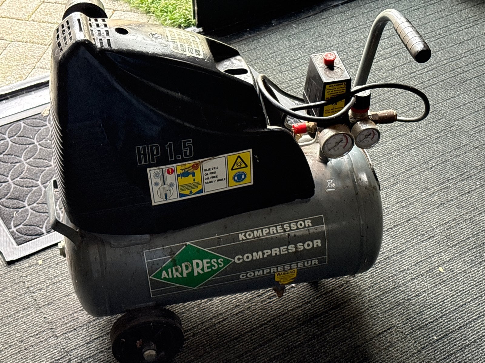 AIRPRESS Compressor HP 1.5 - Gebruikt maar functioneel, Ophalen, Gebruikt, 6 tot 10 bar, 25 tot 100 liter