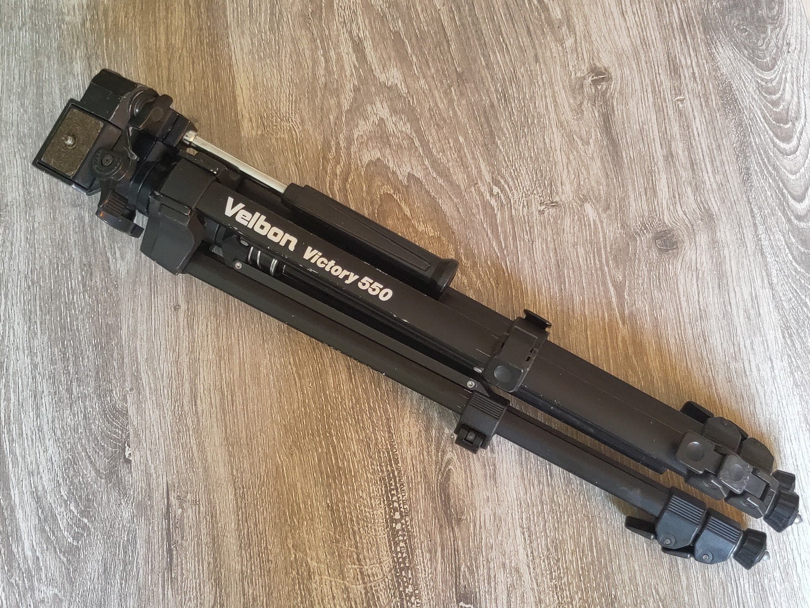 Velbon Victory 550 statief, Snelkoppelingsplaat, Gebruikt, Velbon, 150 tot 175 cm