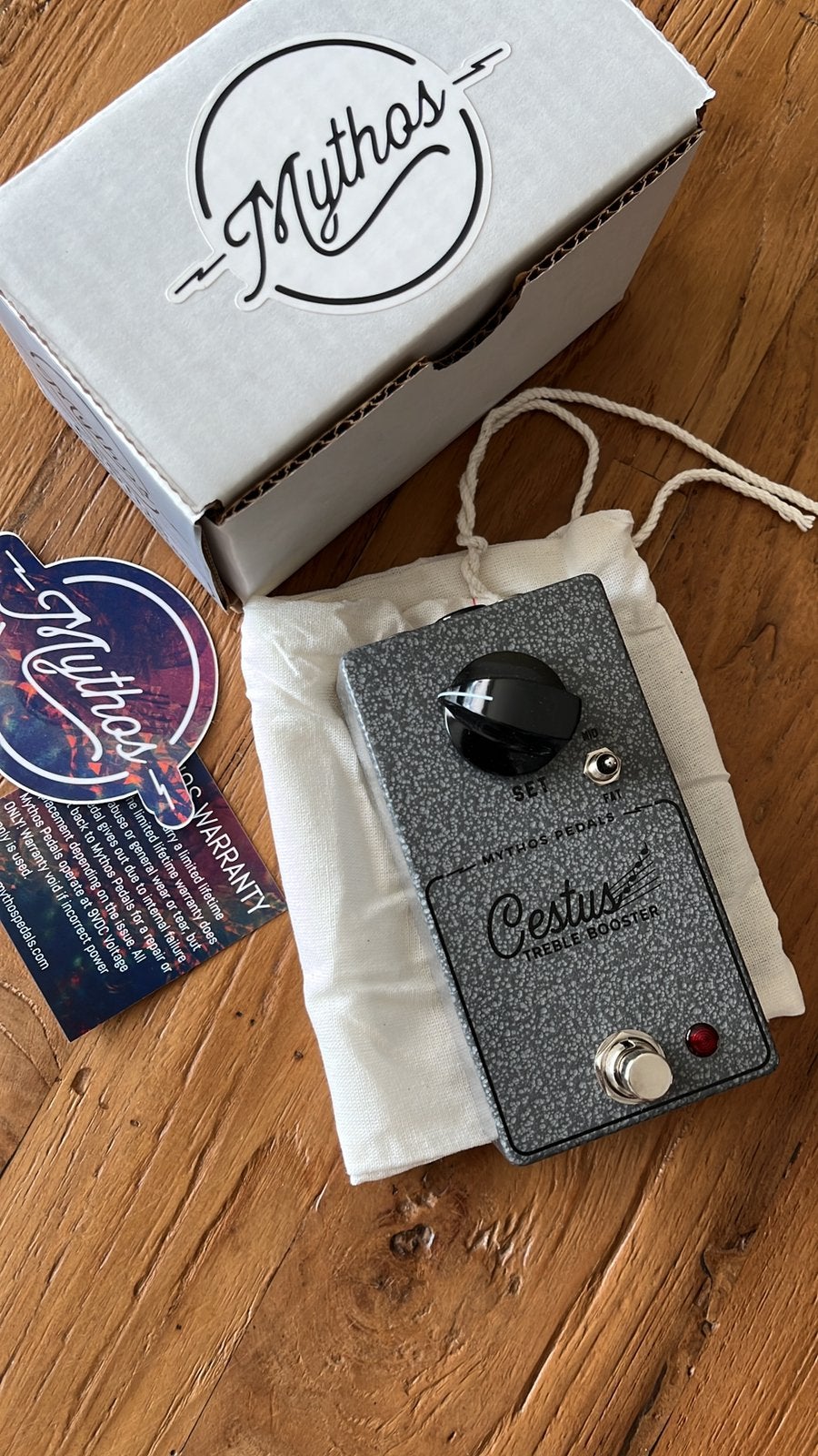 Mythos Cestus Treble Booster, Muziek en Instrumenten, Ophalen of Verzenden, Zo goed als nieuw