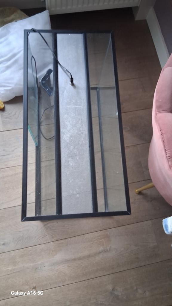 Terrarium, Ophalen