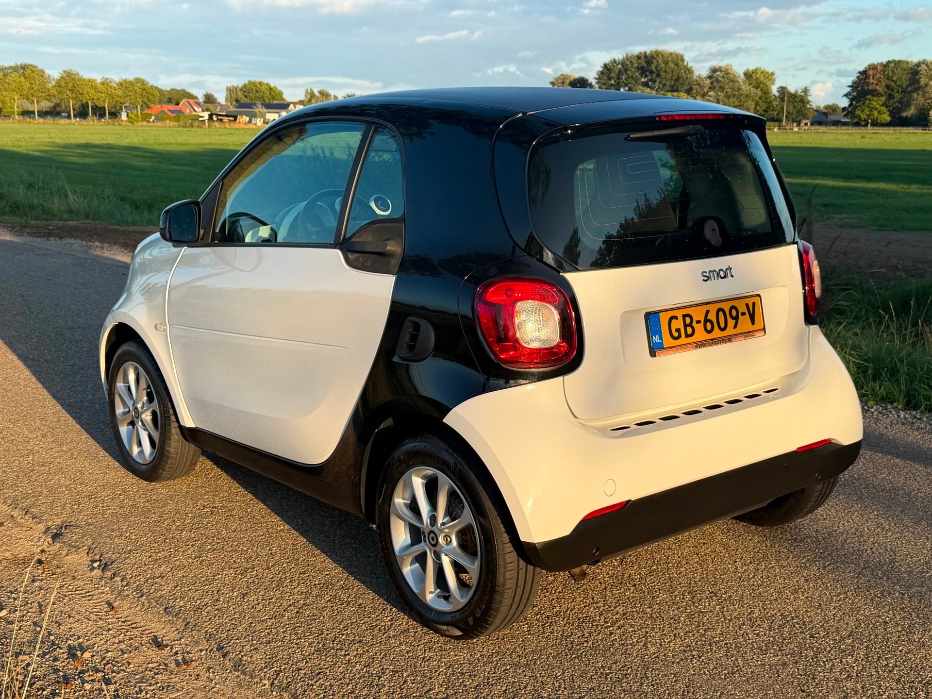 Smart Fortwo 1.0 Passion APK 11-2026 Airco NAP AUT, Automaat, Gebruikt, Wit, Origineel Nederlands