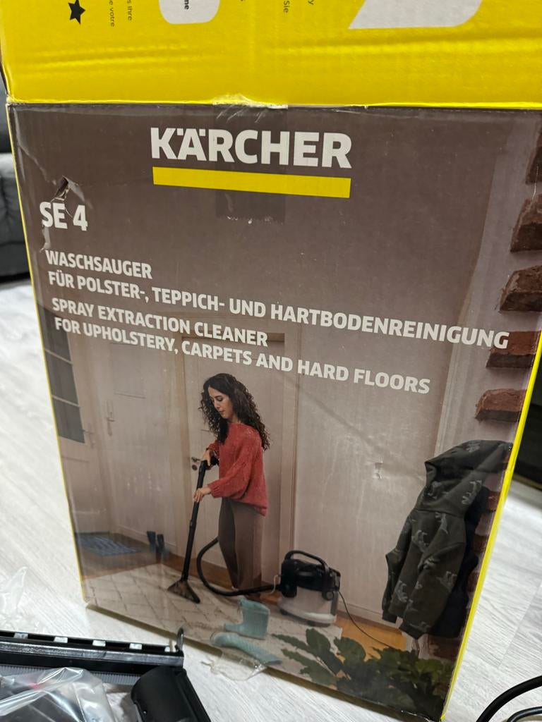 Karcher SE4 Spray Extractie Reiniger - Tapijt & Harde Vloere, Nieuw, Ophalen of Verzenden, Waterstofzuiger, Reservoir
