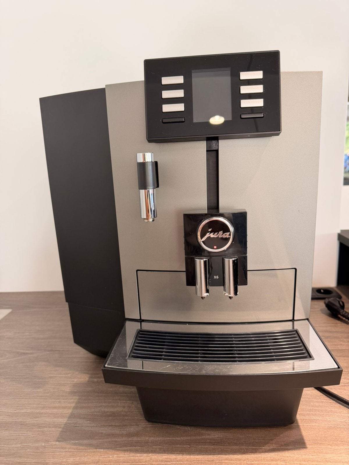 Jura koffiemachine, 10 kopjes of meer, Ophalen, Zo goed als nieuw, Koffiemachine