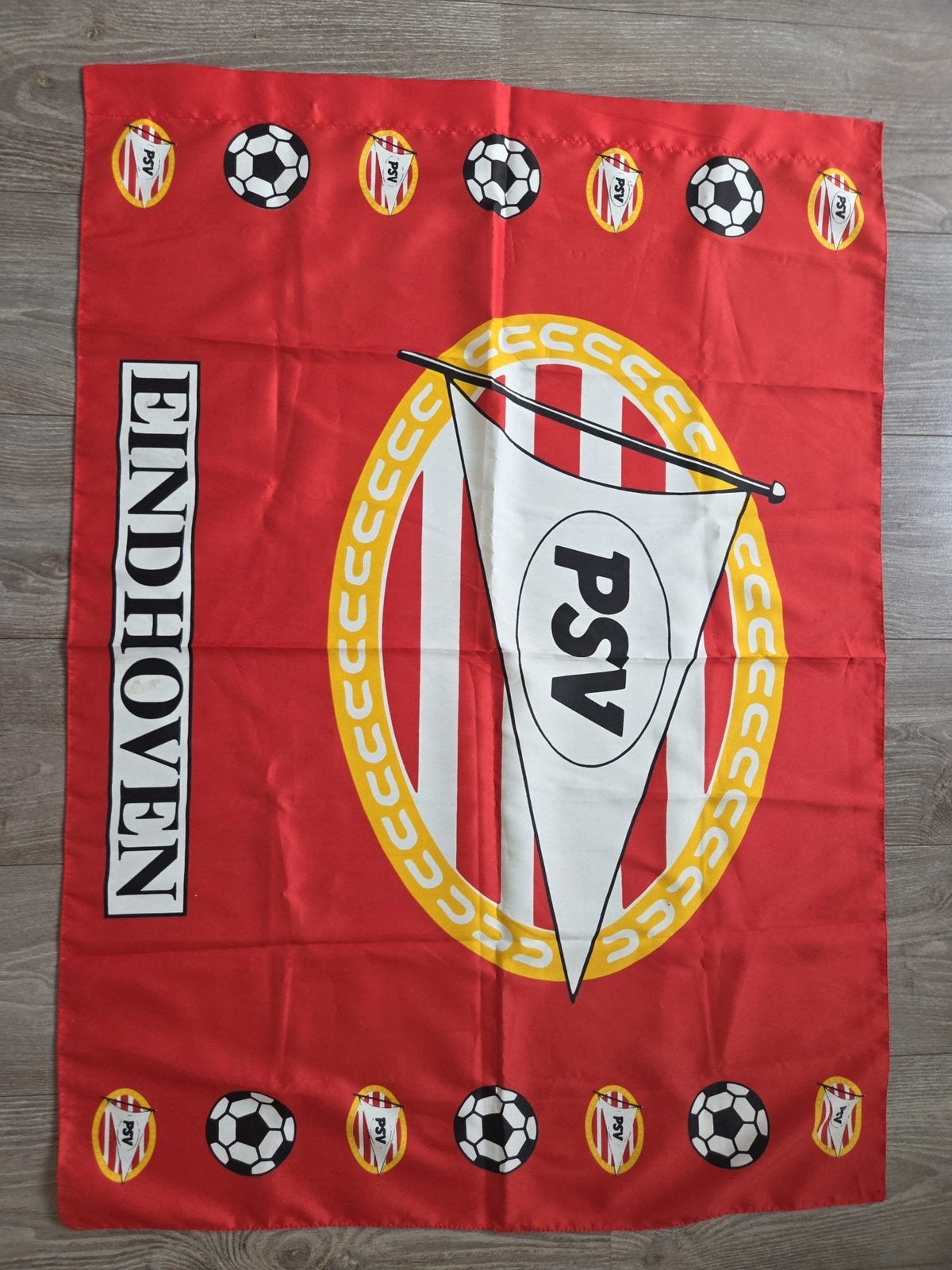 Psv vlag, Ophalen, Zo goed als nieuw