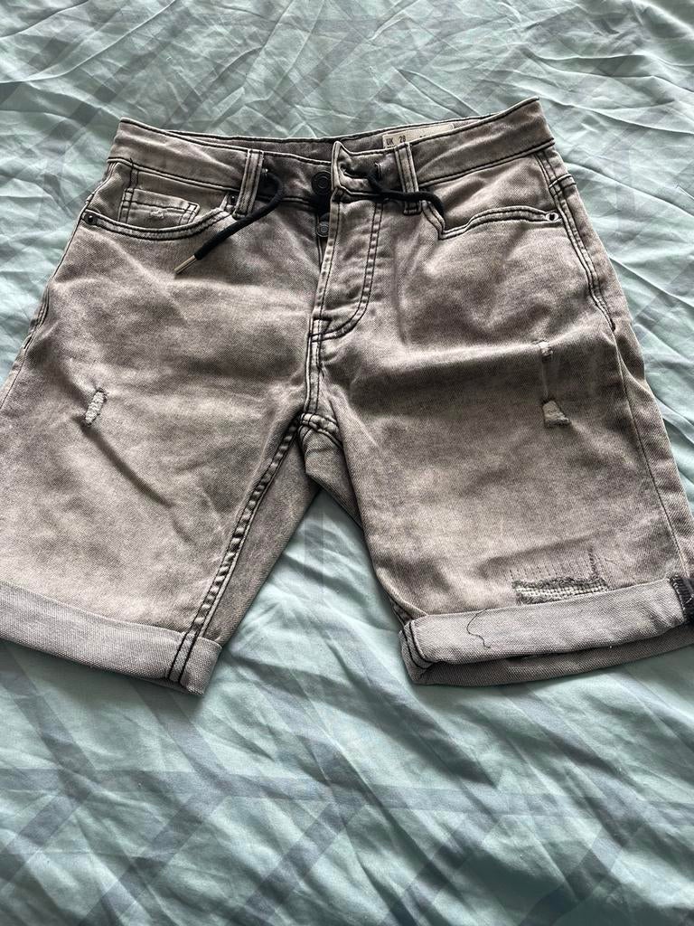 Heren korte broek, Ophalen of Verzenden, Zo goed als nieuw, Maat 46 (S) of kleiner, Grijs