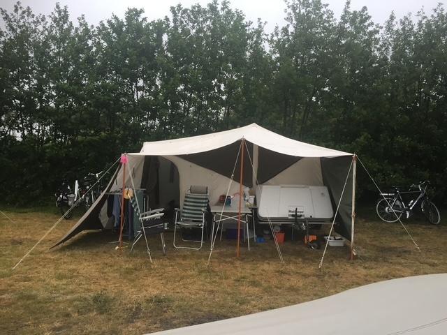 Holtkamper Cocoon met M uitbouw – klaar voor vakantie, Caravans en Kamperen, Tenten, Ophalen, Gebruikt, Tot en met 4