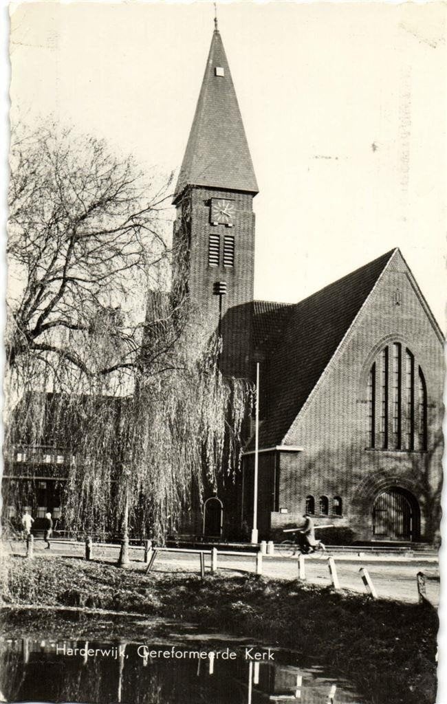 Harderwijk, Gereformeerde Kerk - volk fiets - 1959 gelopen, Ophalen of Verzenden, 1940 tot 1960, Gelopen, Gelderland
