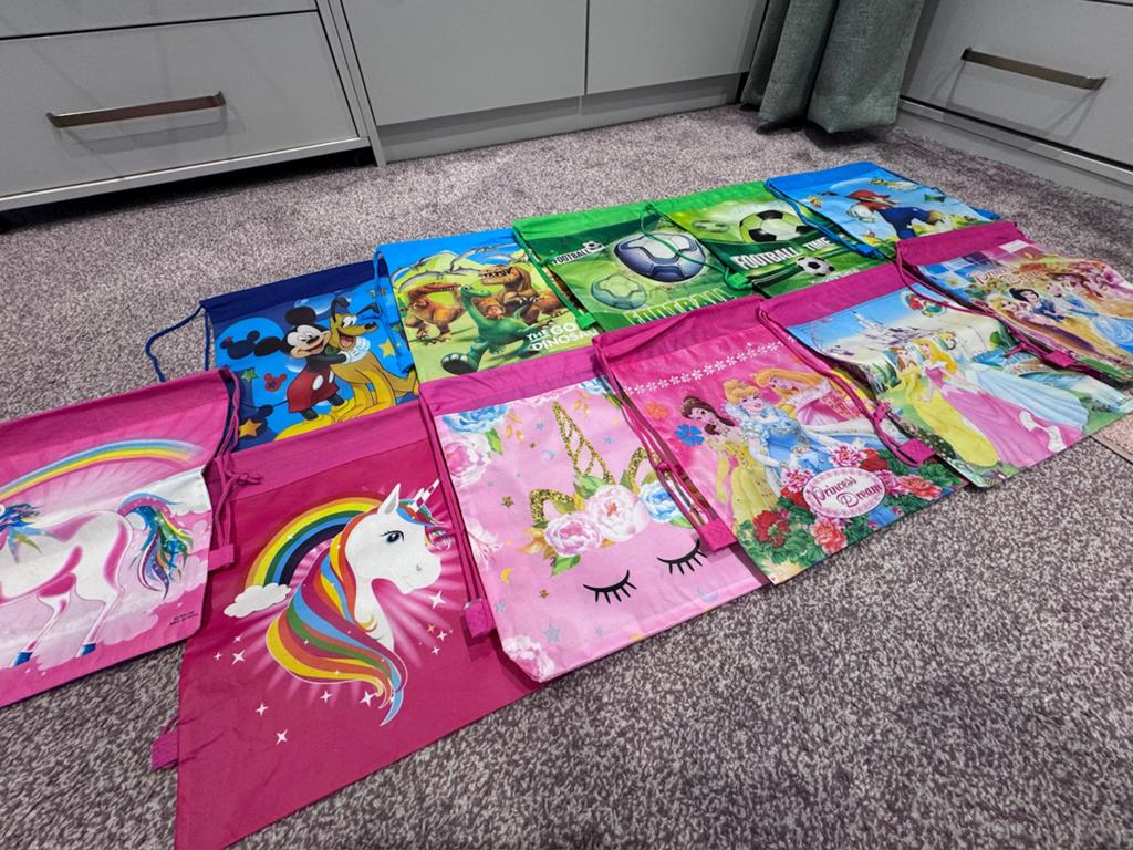 11x NIEUWE Traktatie Gymtas/Rugtas Kinderen Diverse Motieven, Ophalen of Verzenden, Nieuw