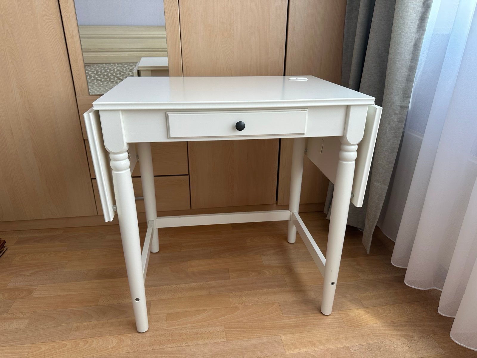 Wit uitschuifbare tafel met lade van Ikea. Zo goed als nieuw, Ophalen, Gebruikt, 100 tot 150 cm, 50 tot 100 cm