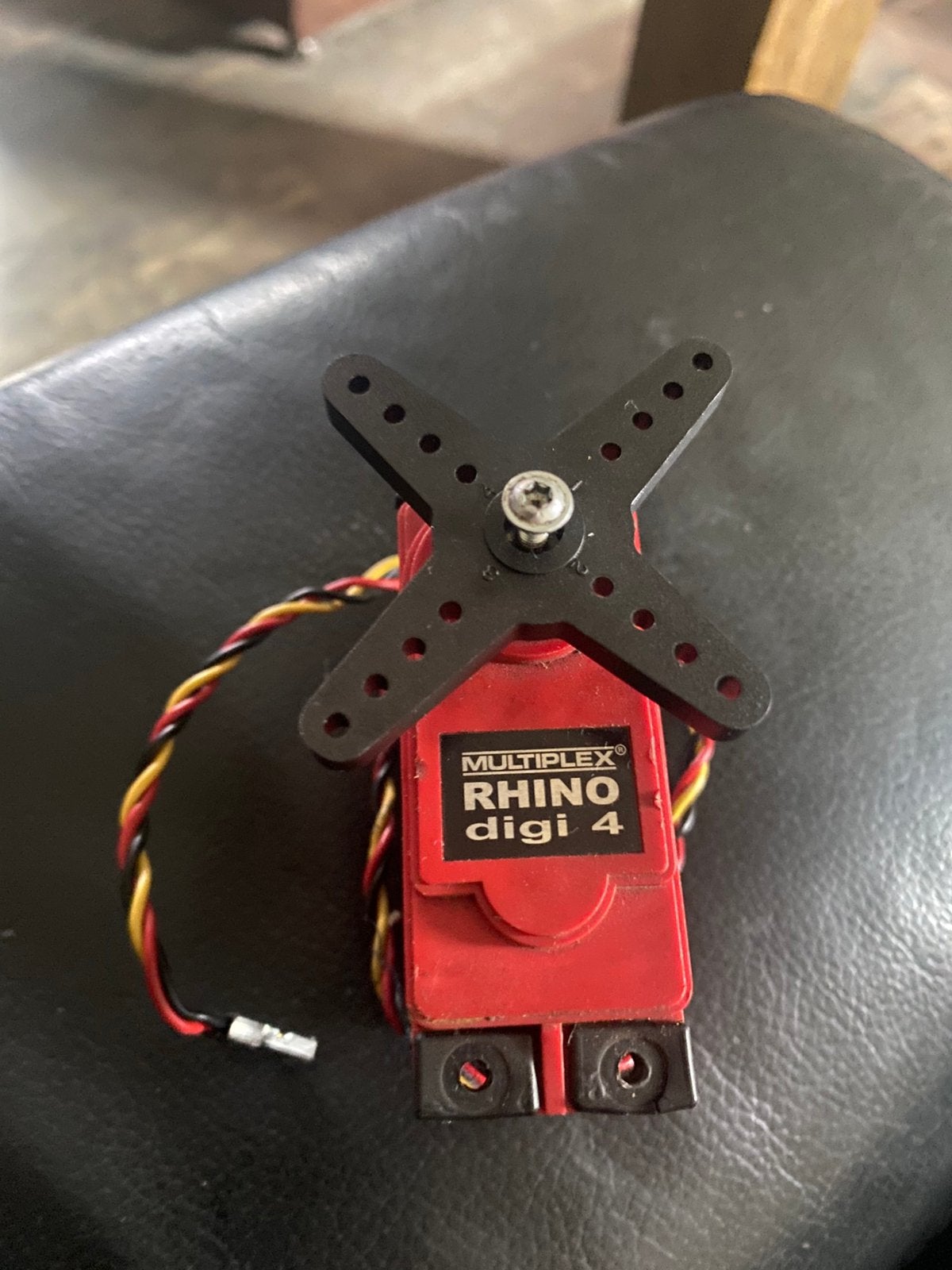 Multiplex rhino digi 4 fg harm futaba sanwa, Hobby en Vrije tijd, Benzine, Ophalen of Verzenden, Zo goed als nieuw, Onderdeel