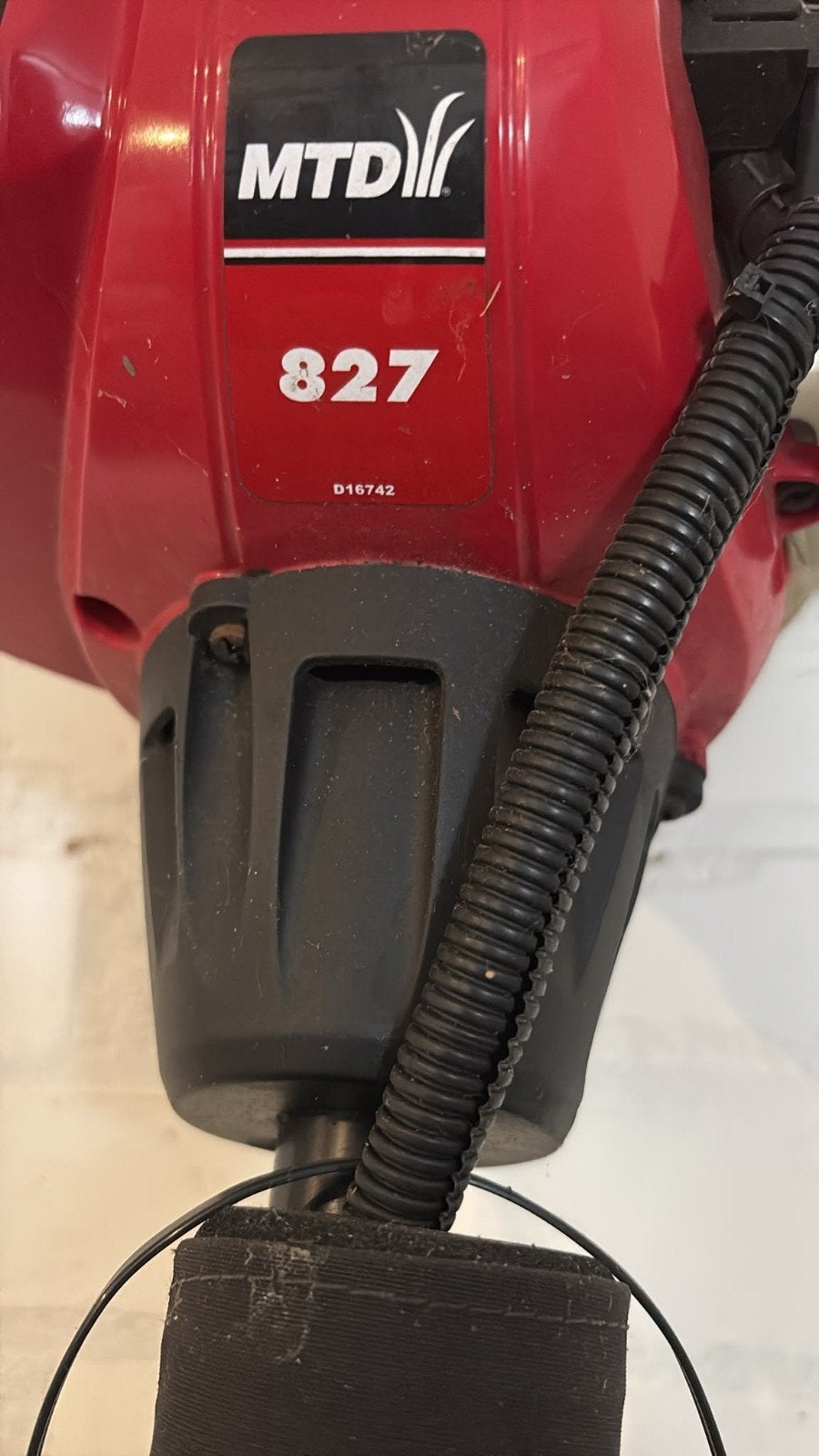MTD 827 Benzine Grastrimmer - Zo goed als nieuw, Tuin en Terras, Ophalen, Gebruikt, Benzine, MTD