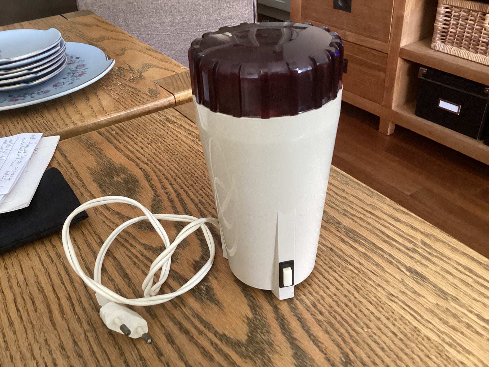 Vintage electrische koffiemolen,Scovill M20,made in France., Ophalen of Verzenden, Huis en Inrichting