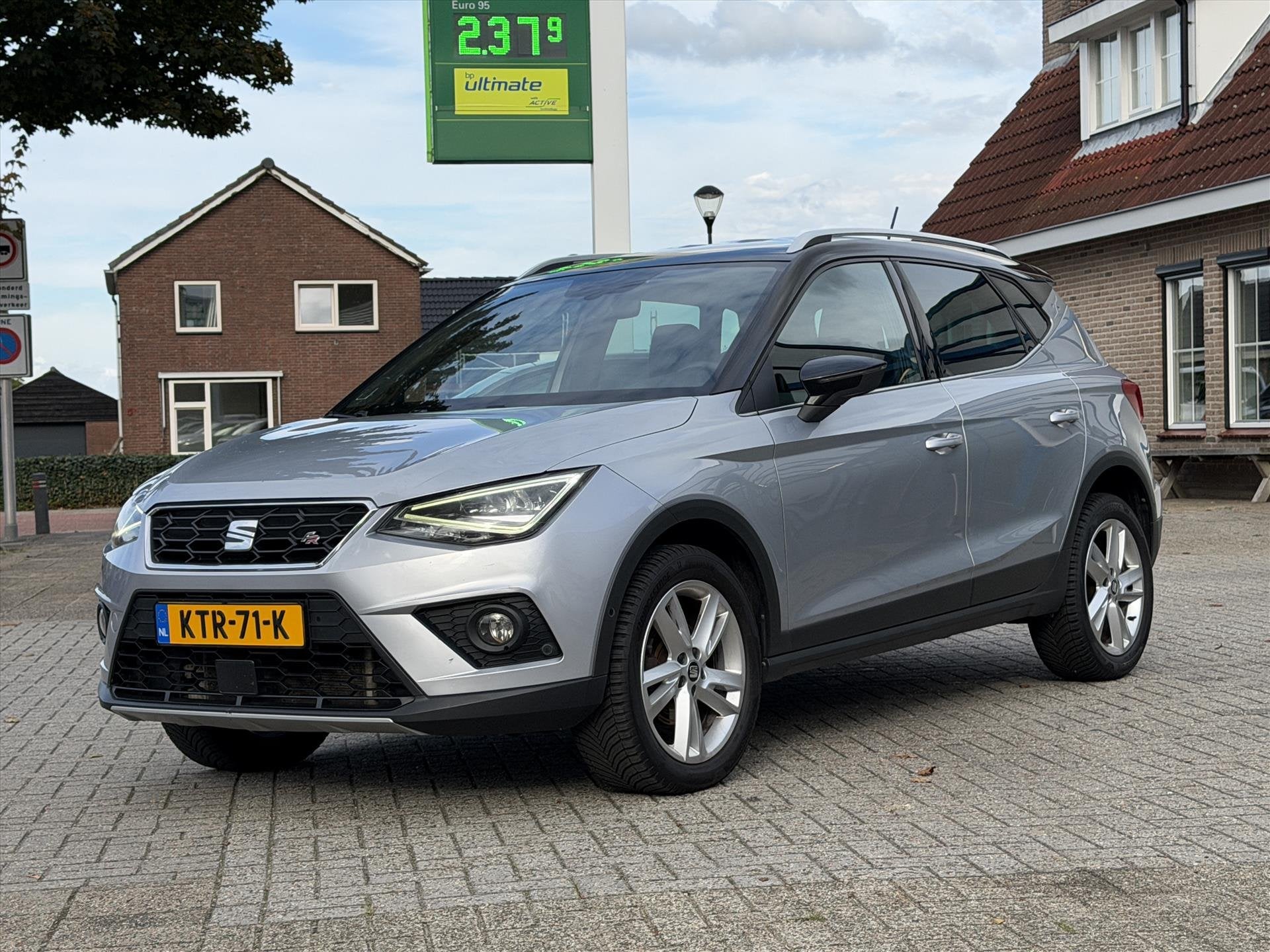 Seat Arona 1.0 TSI FR uitvoering / Virtual Cockpit / Cruise, Voorwielaandrijving, Stof, Gebruikt, 116 pk