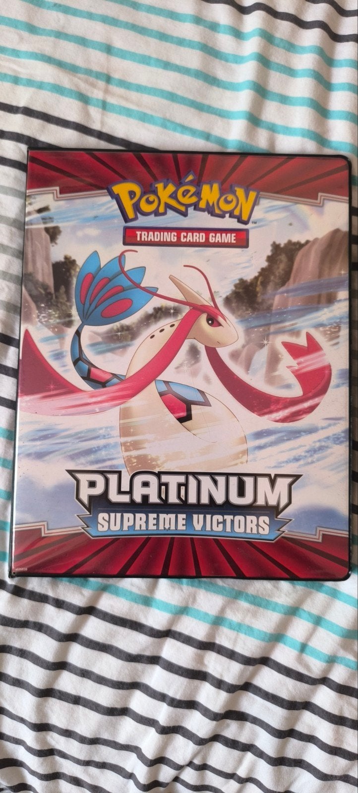 189 Pokémon kaarten in boekje, Verzenden, Gebruikt, Meerdere kaarten, Foil
