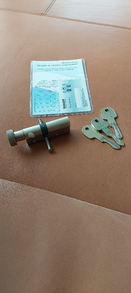 Cilinderslot met knop 30/40, Ophalen, Zo goed als nieuw, Rvs, Slot