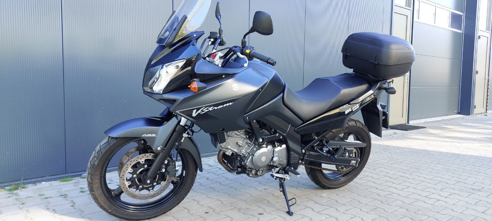 Suzuki DL650 V-strom ABS met maar 19.844km, Motoren, Motoren | Suzuki, Particulier, Toermotor, meer dan 35 kW, 2 cilinders, Motorrijbewijs A