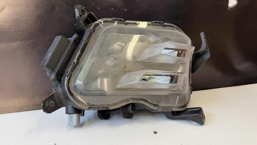 LED dagrijverlichting rechts koplamp KIA SPORTAGE V5 HALOGEE, Heolleung-ro 12
06797  Seoul, Ophalen of Verzenden, Info@kia.com