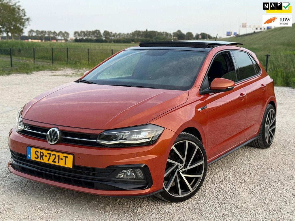 Volkswagen Polo 1.0 TSI Highline|Nap|Pano|Keyless|DSG|, Auto's, Gebruikt, Euro 6, Overige kleuren, 116 pk