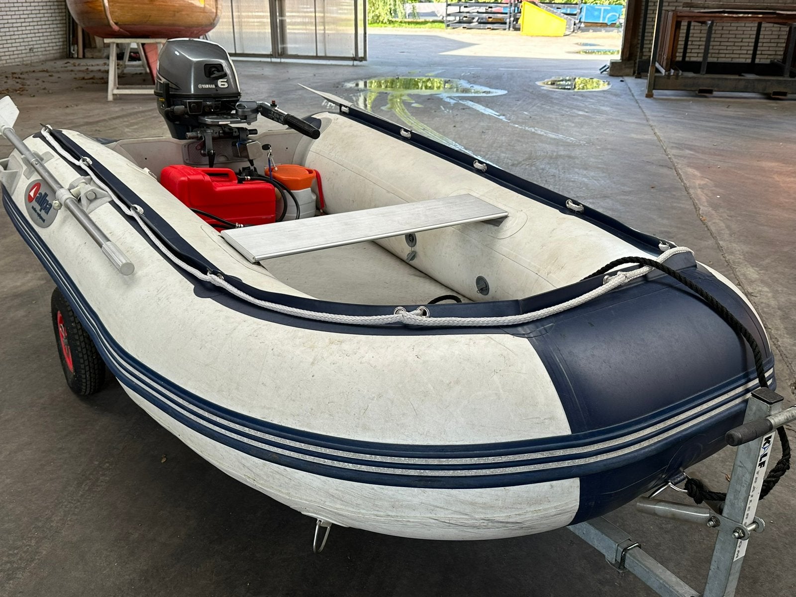 Rubberboot 265cm met Yamaha 6PK 2-cil. buitenboordmotor, Watersport en Boten, Rubberboten, Ophalen, Gebruikt, PVC, Peddels