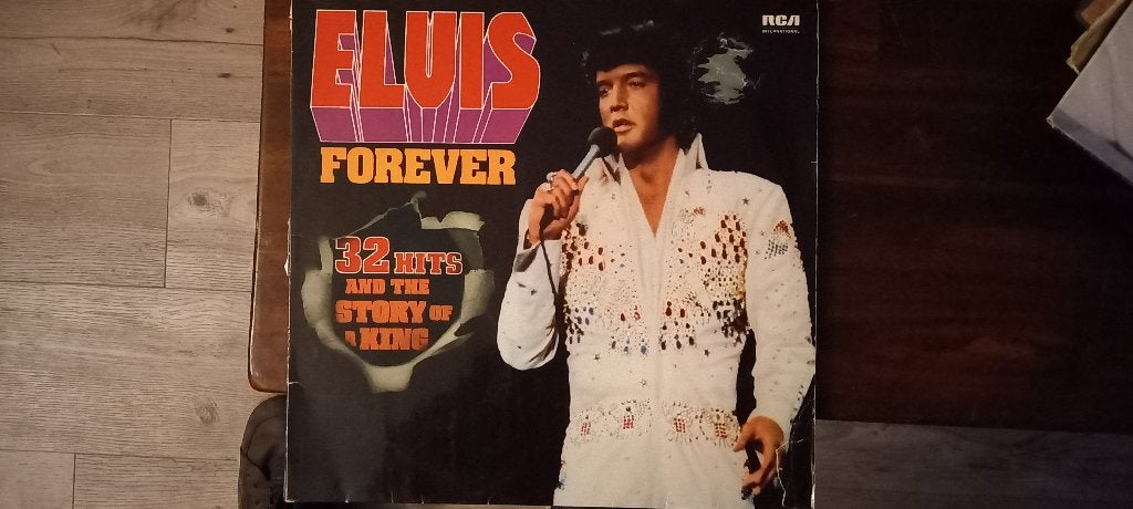 Elvis Forever - 32 Hits and the Story of a King LP, Cd's en Dvd's, Gebruikt, Ophalen of Verzenden, Dubbel-LP, 12 inch